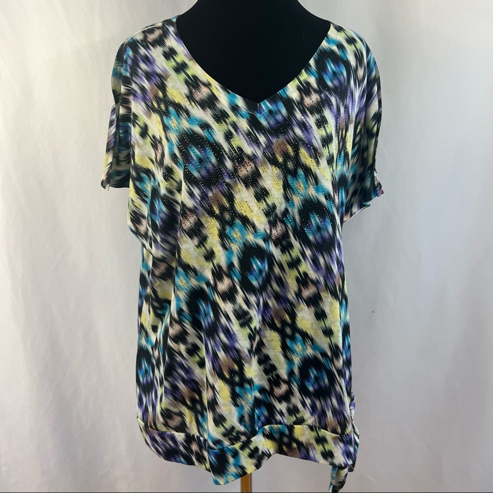 CHICO'S 2 Top Blouse Women Colorful Abstract Tie Waist Shirt Rhinestone Summer